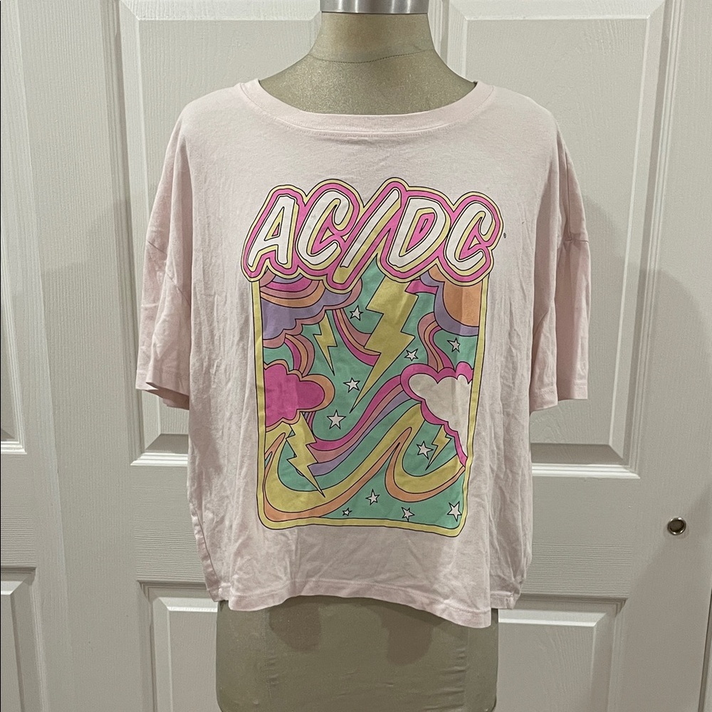 Old Navy Pink Graphic Crop Top